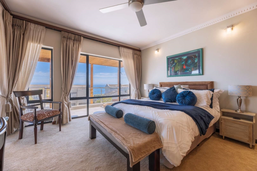 5 Bedroom Property for Sale in Oubaai Western Cape